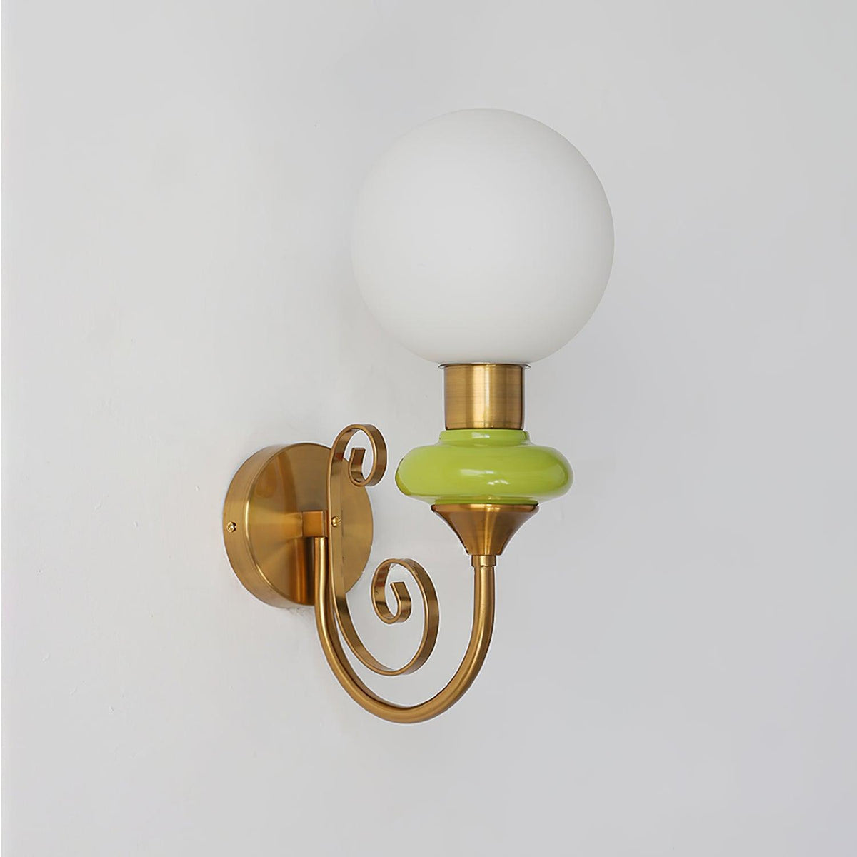 Velin Brass Wall Lamp-Neutral Decor