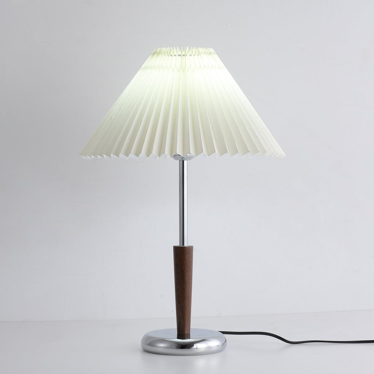 Aiden Modern Wood Table Lamp-Neutral Decor