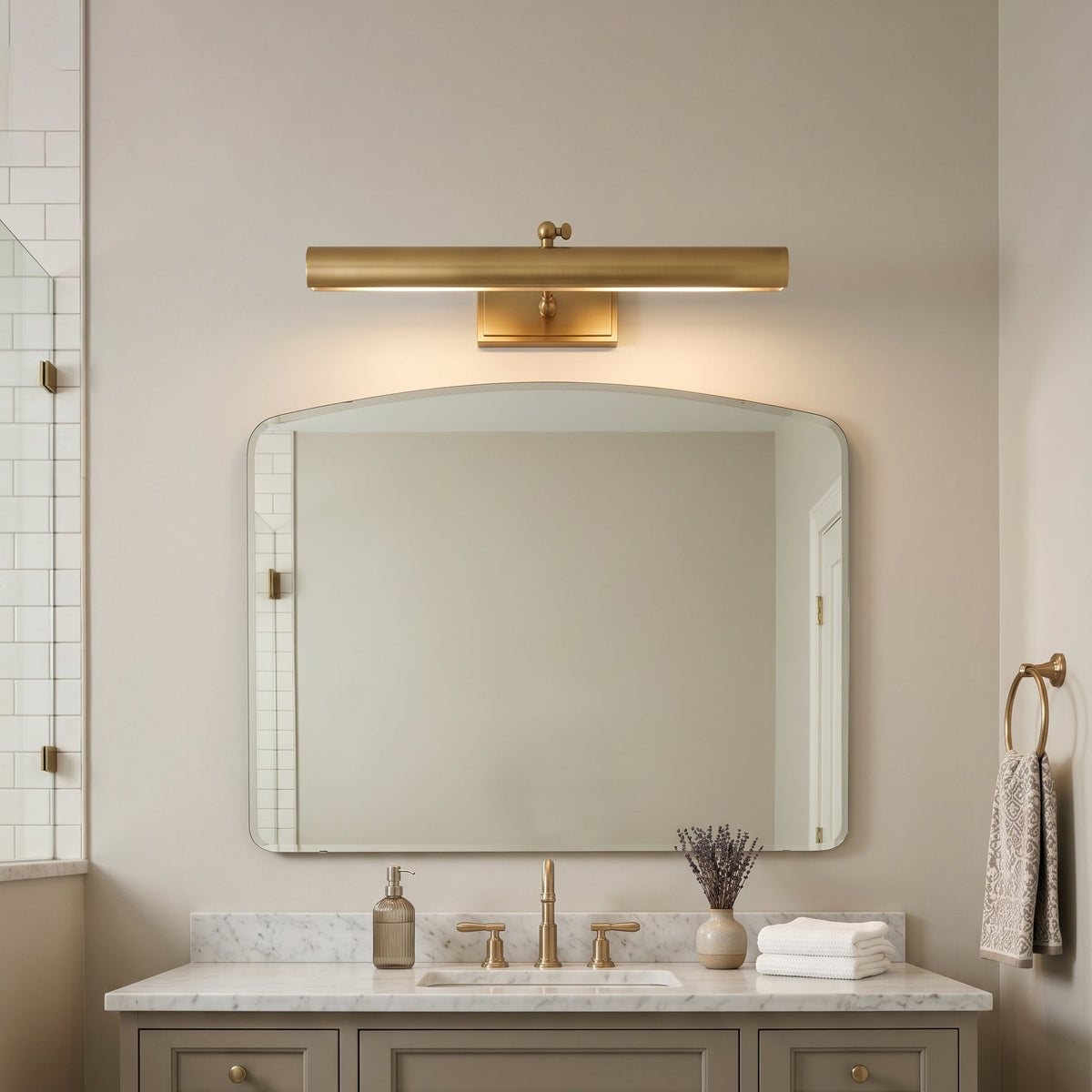 Bellamy Applique Murale