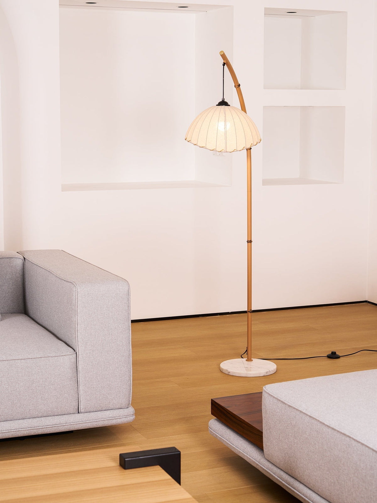 Liveno Lampadaire Minimaliste en Marbre