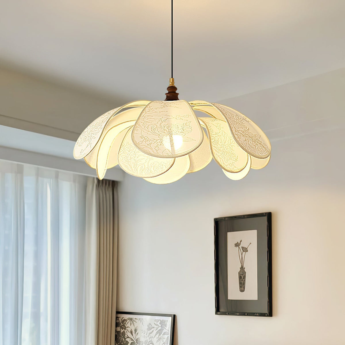 Lumisine Suspension