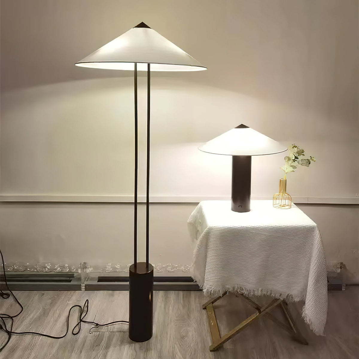 Veleaya Lampadaire