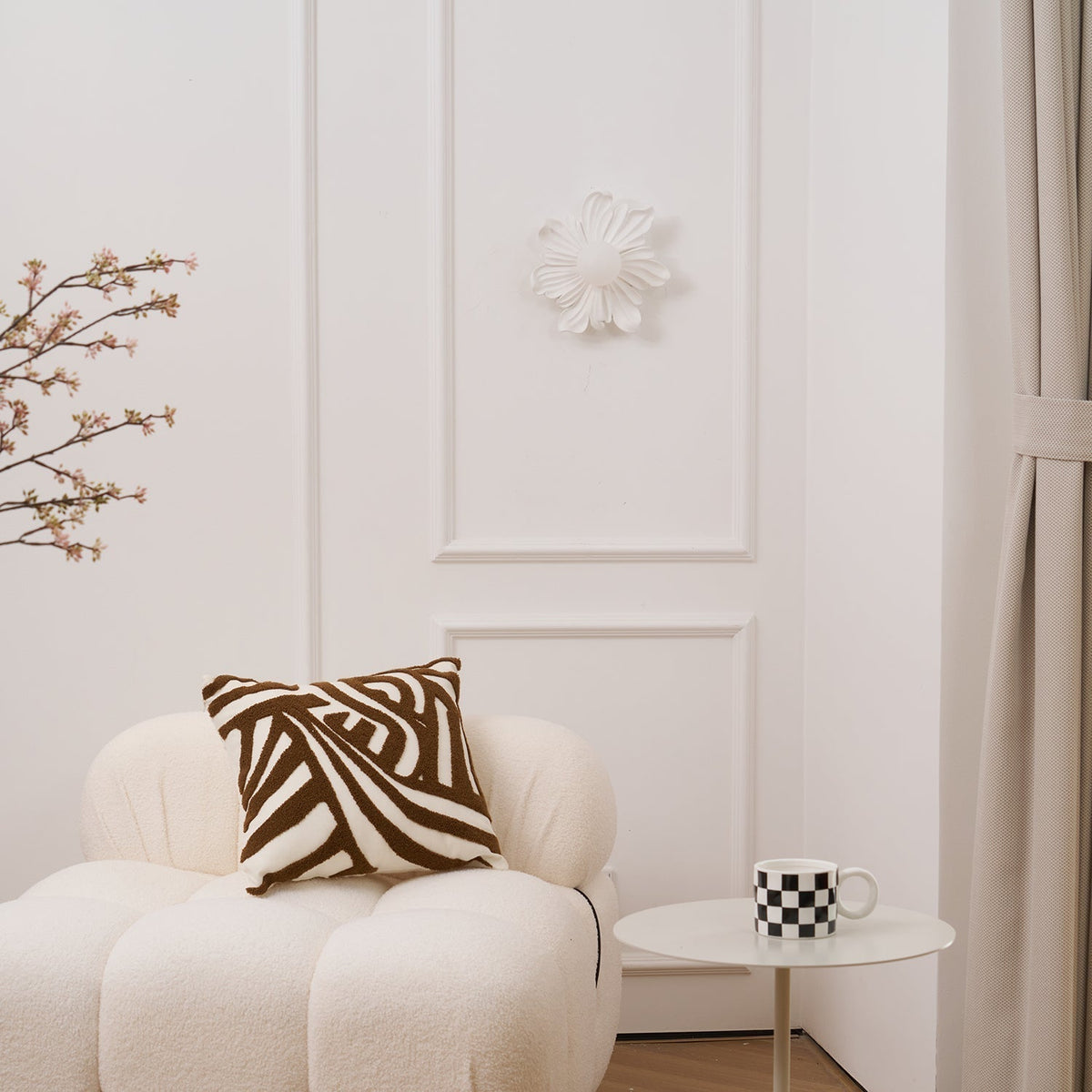 Tina Flower Wall Lamp-Neutral Decor