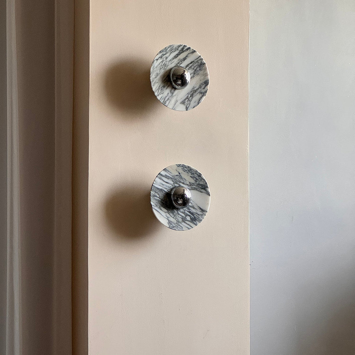 Wall Lamp Marble Disc LED Modern Light Fixture Multiple Colors-Neutral Decor