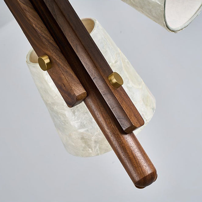 Lioraeria Suspension